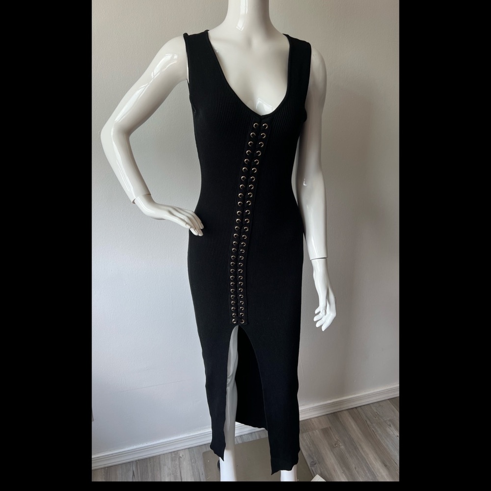 Hera Collection Ribbed Dress - Picture 2 of 7